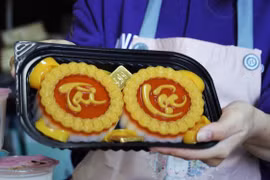 Bánh thạch tài lộc, hũ vàng độc đáo đón ngày vía Thần Tài 