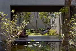 Không sơn không trát, nhà Đà Nẵng đẹp sững sờ trên báo Mỹ