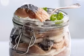 Thực phẩm nào dễ gây ngộ độc Botulinum? 