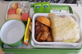 Ông lớn cung cấp suất ăn hàng không lỗ gần 52 tỷ vì COVID-19