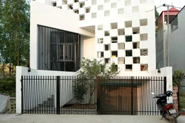 Có gì trong ngôi nhà chính Tây vẫn “thừa sức” mát mẻ?