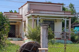 Phát hiện bộ xương người trong nhà vệ sinh, công an khẩn trương làm rõ