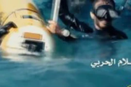 Video: Phiến quân Yemen bắt tàu lặn không người lái tối tân của Mỹ