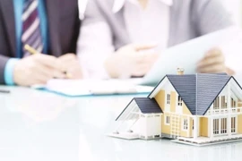 Vợ chồng lục đục mất ngủ mỗi đêm vì có 300 triệu liều mua nhà hay đi buôn