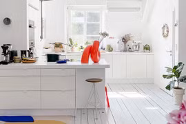 Khám phá nét đẹp thú vị bên trong căn hộ nhỏ đơn sắc 