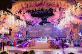 Đại gia Việt tổ chức “siêu đám cưới” cho con là ai?