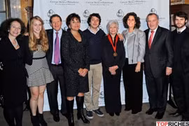 Bí ẩn về gia tộc “làm nông” tạo ra nhiều tỷ phú nhất thế giới 