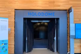 Cảm giác khi đứng bên trong một "hố đen" như thế nào