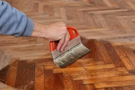 Áp dụng cách này, sàn gỗ dùng 10 năm vẫn sáng sạch như mới