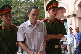 Gian lận thi cử ở Hà Giang và tình tiết "con lợn nhựa"