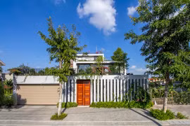 Nhìn đã mắt ngôi nhà đan xen khu vườn xanh mướt ở Ninh Bình