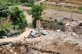 Hiện trường ám ảnh vụ sập bờ kè làm 3 mẹ con tử vong