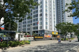 Họp khẩn, báo cáo thành phố vụ cư dân mua nhà không được vào ở