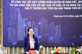 TP HCM bàn cách cấp sổ hồng cho 81.000 căn hộ