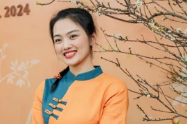 Nhan sắc rạng rỡ của 'ngọc nữ' bóng chuyền Việt Nam Thu Hoài 