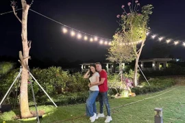 Angela Phương Trinh lại gây xôn xao sau mối tình ngắn ngủi 3 ngày với Cao Thái Sơn