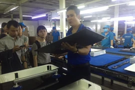 Sharp tố Asanzo giả chứng từ: Sự thật về Sharp-Roxy Hong Kong