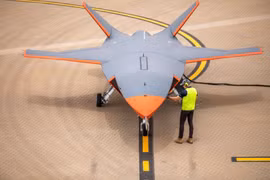 Máy bay không người lái tàng hình Úc lần đầu tiên cất cánh