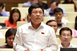 Công ty Tân Thuận kiến nghị cho ông Phạm Phú Quốc có 2 quốc tịch thôi việc