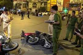 Ép uống rượu, bia: Ai kiểm tra, xử phạt?