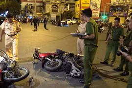 Ép uống rượu, bia: Ai kiểm tra, xử phạt?