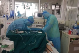 10% ca bệnh diễn biến nặng, rất nặng