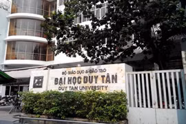 Cho thôi việc nữ giảng viên phát ngôn sai về phòng chống dịch