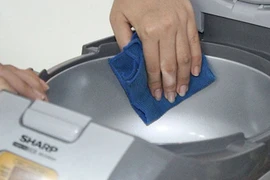 Vệ sinh nồi cơm điện đúng cách