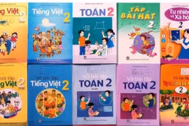 Tiền công họp thẩm định SGK tối đa 200.000đ/người