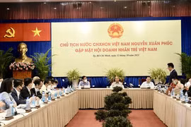 Quang cảnh buổi làm việc của Chủ tịch nước Nguyễn Xuân Phúc với các doanh nghiệp tại TPHCM.