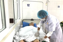 Sốc nhiễm trùng máu vì chích lể khi bị “Vi khuẩn ăn thịt người” Whitmore