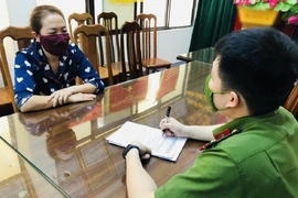 Đối tượng Nguyễn Thị Hương tại cơ quan công an (ảnh: Công an tỉnh Lạng Sơn).