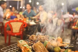 Chuyên gia ung bướu chia sẻ 5 tác nhân có thể gây ung thư