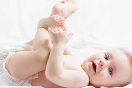 Tưởng giữ ấm cho con, ai ngờ khiến con bị viêm loét, ngứa ngáy da