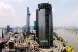 Dự án Saigon One Tower bị bỏ hoang chưa được xử lý do vướng mắc của luật
