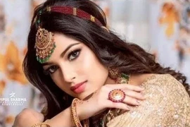 Hot: Clip Hoa hậu Ấn Độ đăng quang Miss Universe 2021