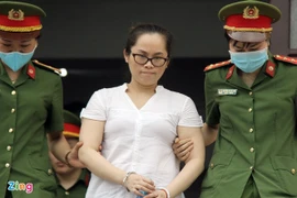 Giáo viên khai bị ép nâng điểm thi THPT vì 'quan hệ của sếp'