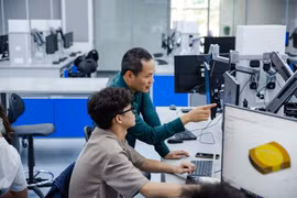 Sinh viên VinUni được tạo cơ hội nghiên cứu KHCN ngay từ năm nhất đại học.