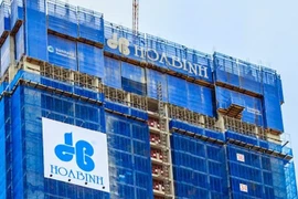 Xây dựng Hòa Bình: Càng báo lãi, càng âm tiền