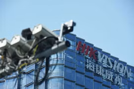 Mỹ xem xét cấm thêm 5 công ty công nghệ Trung Quốc