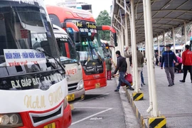 Bến xe ngày cận Tết!