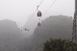 Lý do cáp treo không rung lắc bởi gió