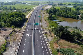 Đầu tư gần 15.000 tỷ đồng xây dựng cao tốc Quy Nhơn – Chí Thạnh