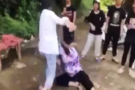 Xử lý kỷ luật các học sinh đánh bạn "hội đồng"