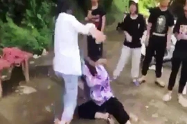 Xử lý kỷ luật các học sinh đánh bạn "hội đồng"