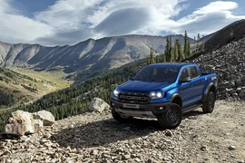 Ford chỉ mẹo lái xe an toàn trên cung đèo hiểm hóc