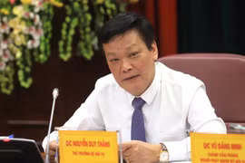 Thứ trưởng Nội vụ chỉ lý do giáo viên khổ với chứng chỉ thăng hạng