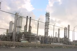 Khảo sát dự báo tăng lượng khí thải CO2 từ các nhà máy lọc dầu