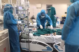 1 phụ nữ sốc độc tố virus SARS-CoV-2, tổn thương phổi trên 75% vẫn sống sót kỳ diệu