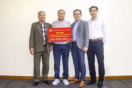 Hóa chất Đức Giang: Công ty gia đình bị tố “xù tiền thưởng” bóng đá nữ